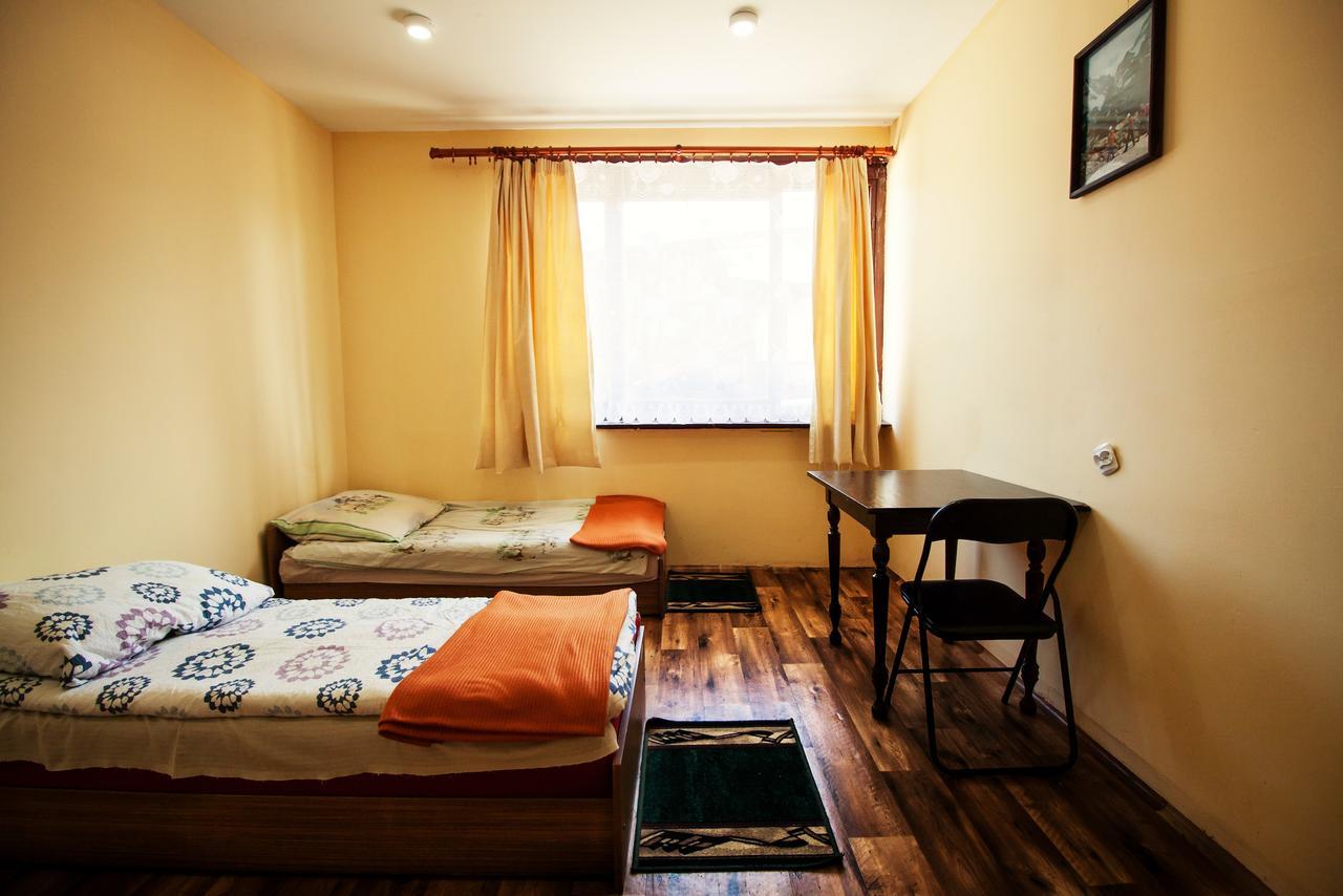 Auberge de jeunesse Kremenaros à Ustrzyki Górne Extérieur photo
