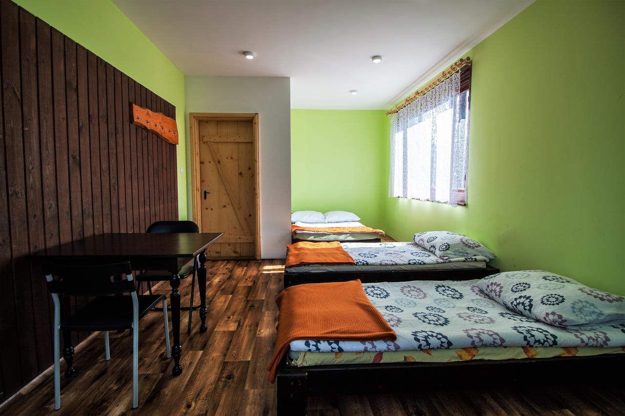 Auberge de jeunesse Kremenaros à Ustrzyki Górne Extérieur photo