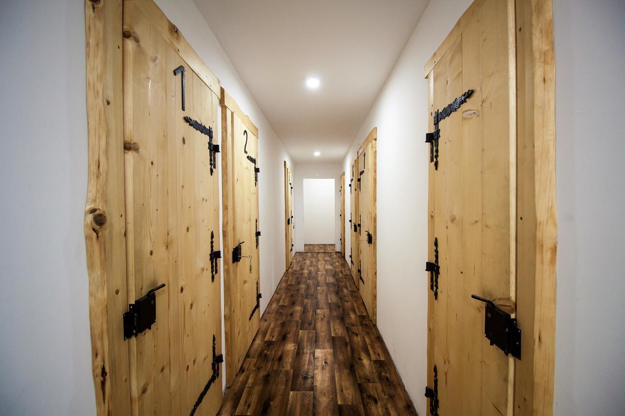 Auberge de jeunesse Kremenaros à Ustrzyki Górne Extérieur photo